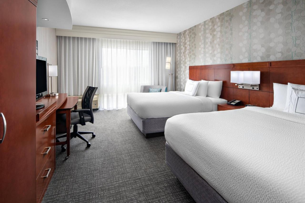 Courtyard By Marriott Raleigh North/Triangle Town Center Exterior foto