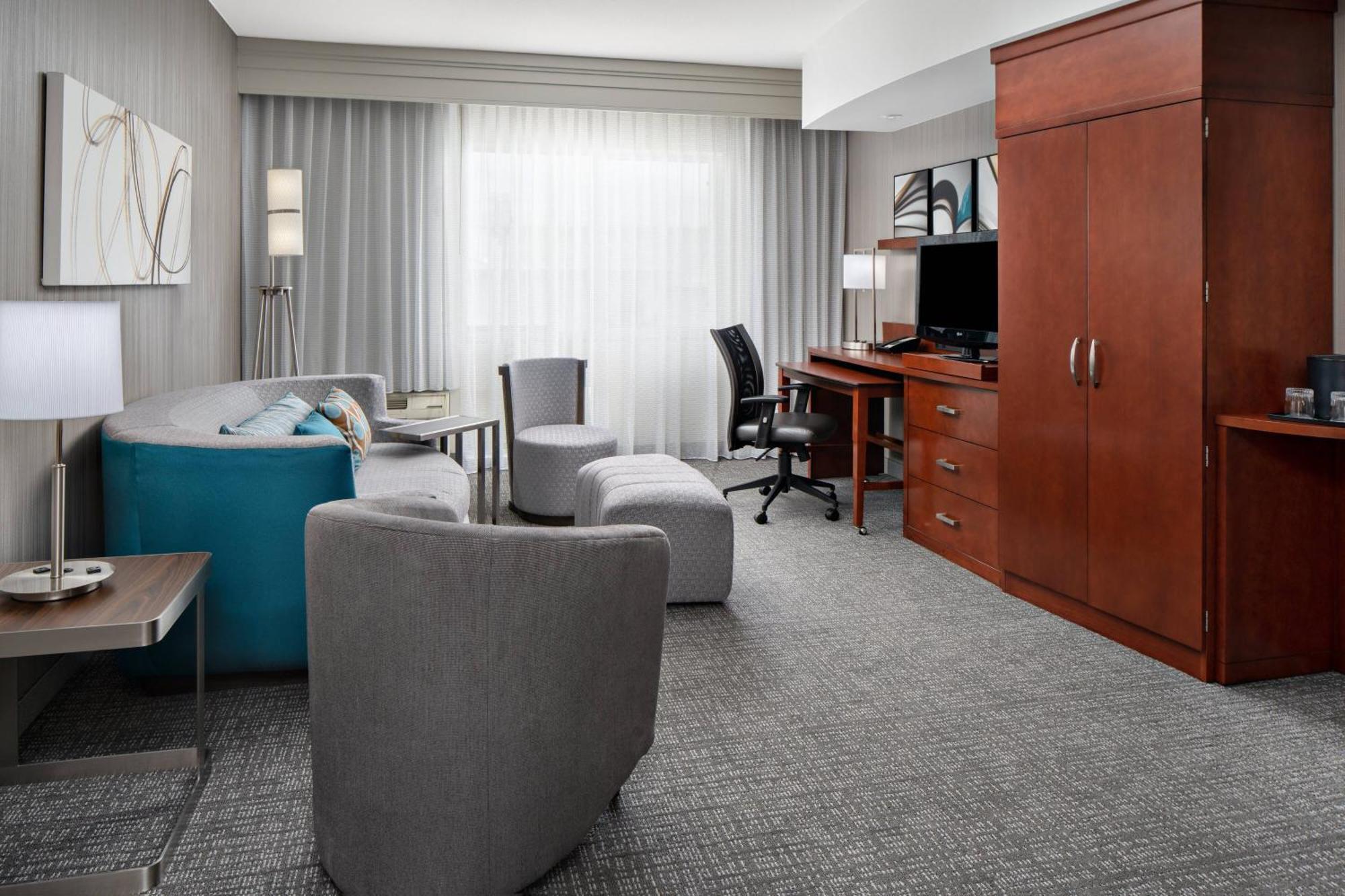 Courtyard By Marriott Raleigh North/Triangle Town Center Exterior foto